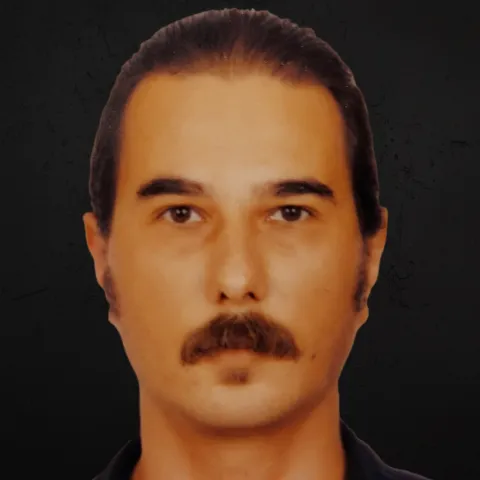 Ozgen Aydogan vesikalık fotoğrafı