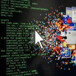 Terminal kodları bir fare imleciyle parçalanarak renkli bir kaos piksel bulutuna dönüşüyor.